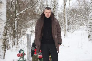 Никто не забыт: в Великих Луках благоустроили могилу неизвестного солдата (ФОТО)