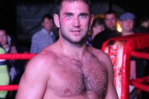 В Великих Луках прошли бои по смешанным боевым единоборствам ММА (фото)