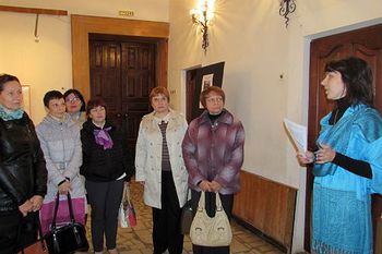 Педагоги Великолукского района обсудили особенности организации выставок работ обучающихся (фото)