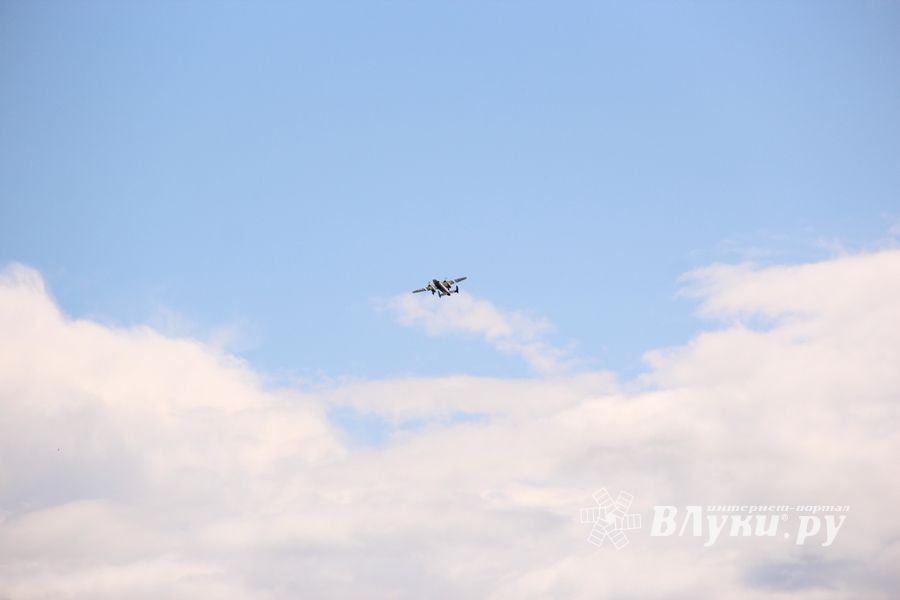 В Великих Луках проходит 7-й Фестиваль авиамодельного спорта (ФОТО)