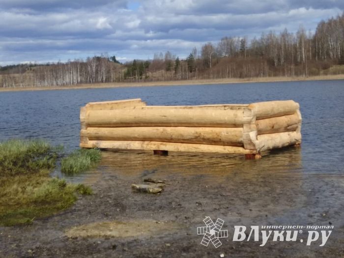 Часовню-купель в память о погибших великолукских паломниках освятили в Изборске