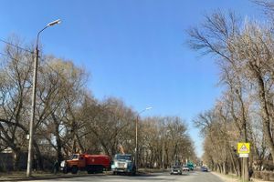 В Великих Луках прочищают «ливнёвку» (ФОТО)