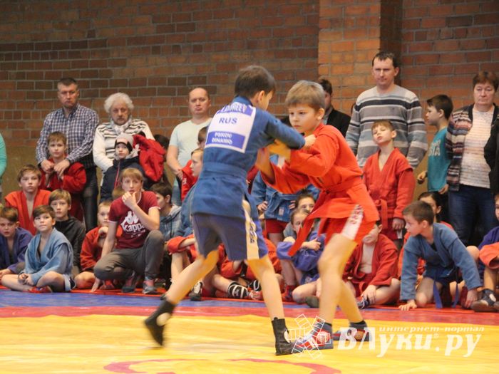 В Великих Луках прошли соревнования, посвященные памяти героев 6-й роты (ФОТО)