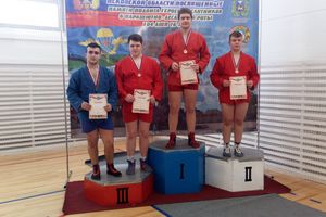 Великолучане привезли награды с Первенства Псковской области по самбо (ФОТО)