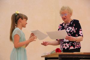 В школе №13 чествовали вчерашних учеников начальной школы (ФОТО)