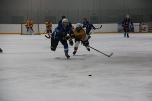В великолукском «Айсберге» прошли матчи Чемпионата Псковской области по хоккею (ФОТО)