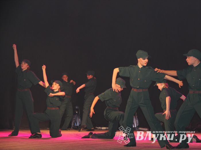 18 мая состоялся юбилейный концерт коллектива мажореток «Золотые погоны» (ФОТО)