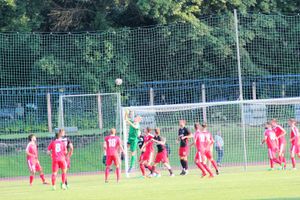 Хороший футбол без забитых мячей — «Луки-Энергия» сыграла с «Локомотив-Казанка» (ФОТО)