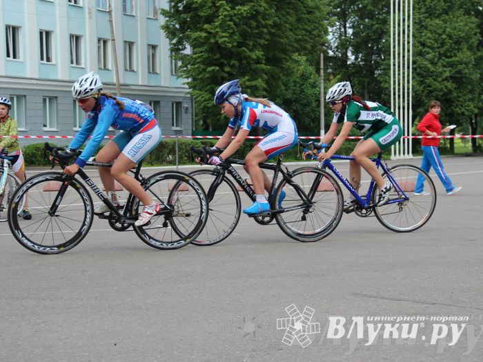 Гонка-критериум по велосипедному спорту