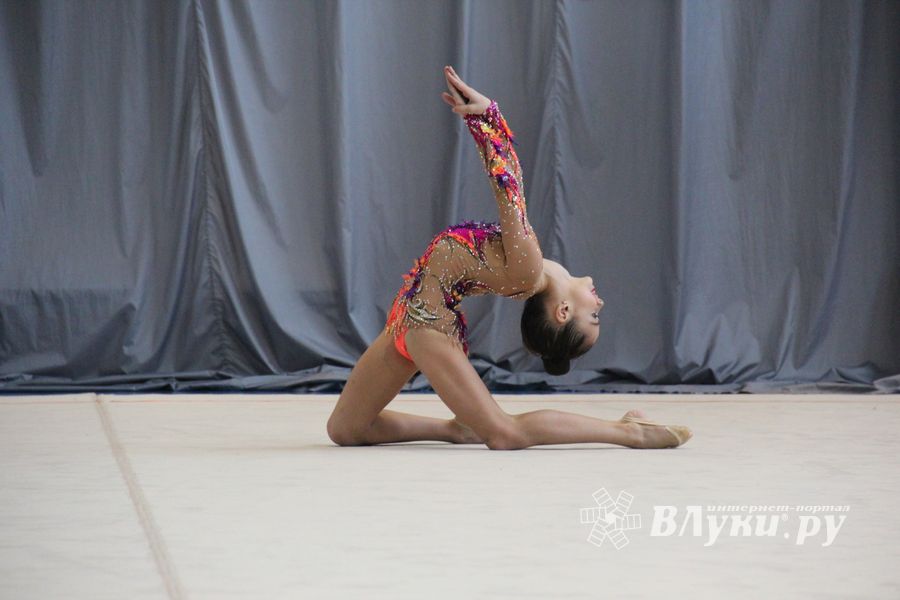 ​В Великих Луках проходит Открытое Первенство по художественной гимнастике (ФОТО) (0+)
