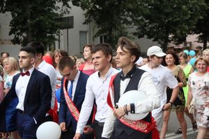 Великолукской «Бригантине» пришлось поплавать под дождём (ФОТО)