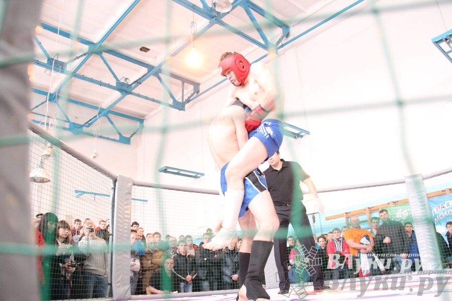 Первый чемпионат и первенство Псковской области по смешанным боевым искусствам «ММА»