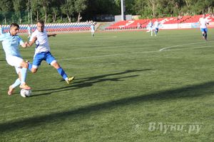 В Великих Луках состоялся матч Первенства СЗФО по футболу между командами «Луки-Энергия» и «Химик»