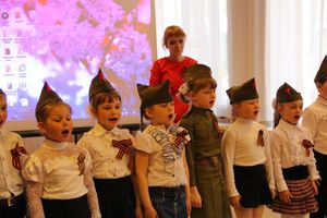 Юные великолучане отметили День победы (ФОТО)