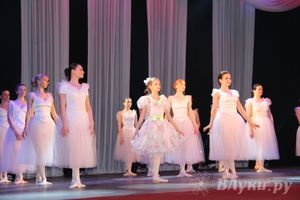 В ДК ЛК прошел четвертый ежегодный фестиваль танца (фото)