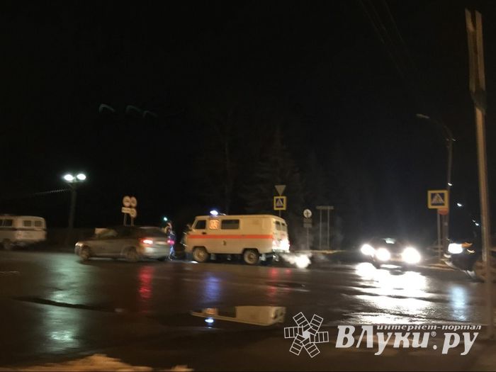 В Великих Луках автоледи сбила велосипедиста (ФОТО)