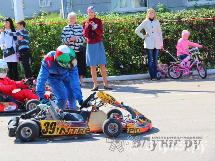 ​Великолучанин Николай Маркевич стал серебряным призером чемпионата г. Великие Луки по картингу (фото)