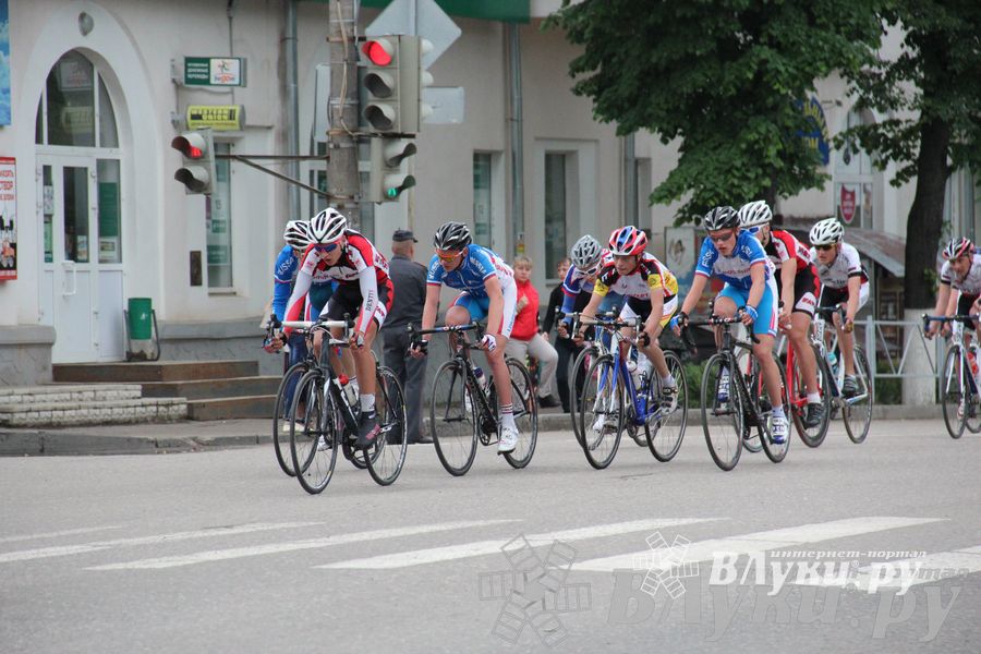 Гонка-критериум по велосипедному спорту