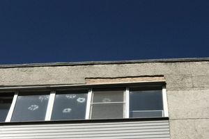 В Великих Луках раскрошился дом (ФОТО)