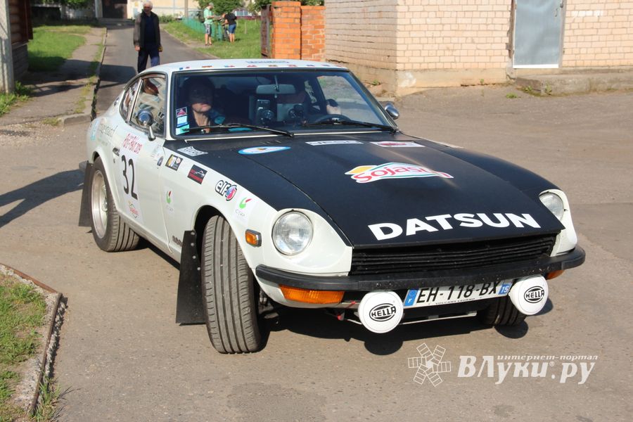 Ретро-автомобили побывали в Великих Луках (ФОТО)