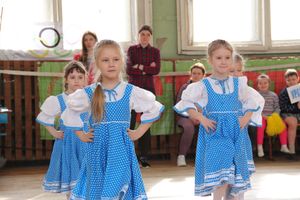 В Великих Луках проходят спортивные соревнования среди дошколят «Юные олимпионики» (ФОТО)