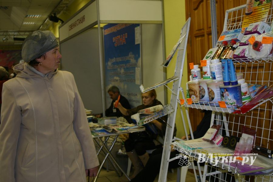 Великолукская универсальная выставка привлекла внимание множества великолучан