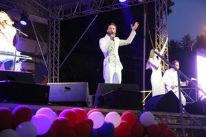 Людмила Чурсина и Пелагея поздравили Великие Луки с 850-летием (ФОТО)