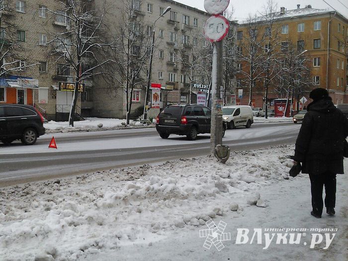 ФОТОФАКТ: ДТП в Великих Луках