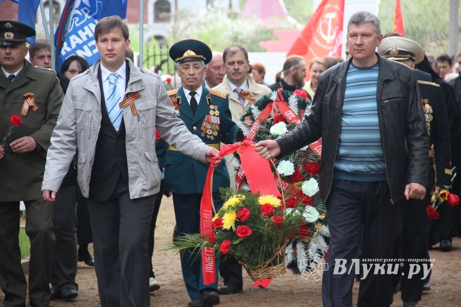 Торжественный митинг на мемориальном воинском захоронении