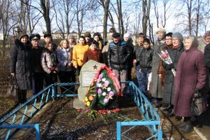 В Великих Луках сегодня вспоминали героев-подпольщиков (ФОТО)