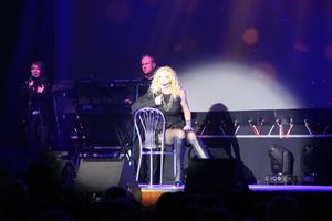 В Великих Луках состоялся концерт Кристины Орбакайте (фото)
