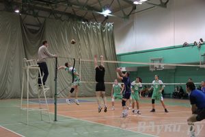 Сборная Великолукского района стала обладателем Кубка города по волейболу (фото)