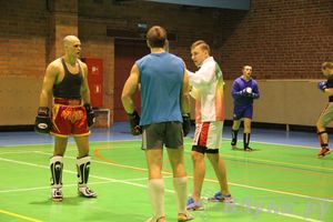 В Великих Луках прошел мастер-класс по кикбоксингу (фото)