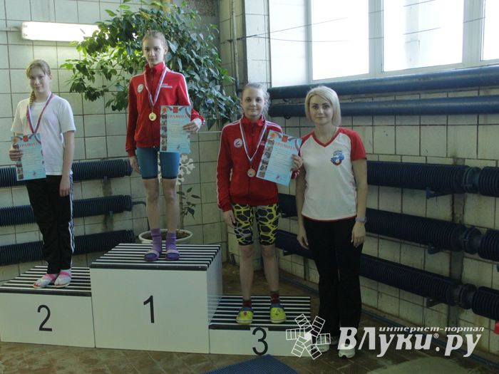 В Великих Луках прошел Чемпионат и Кубок города по плаванию (фото)