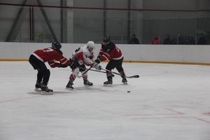 Уверенная победа «Экспресса» на ледовой арене (ФОТО)