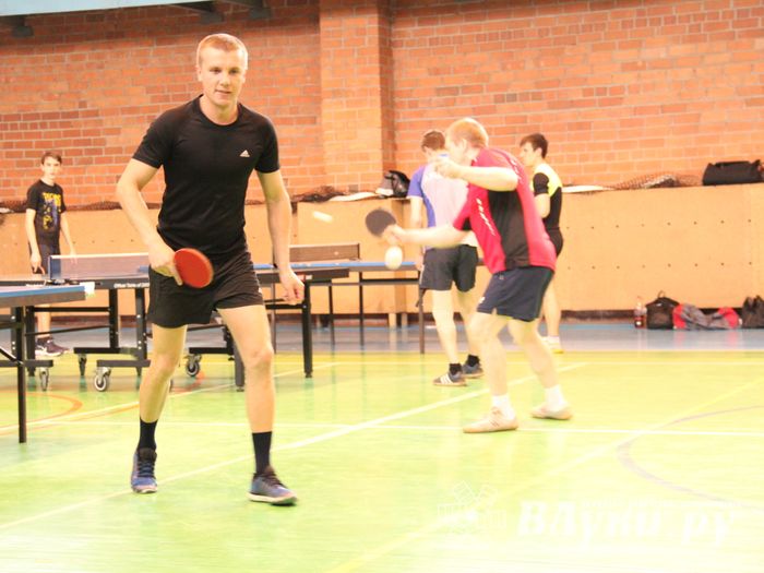 В Великих Луках прошел Кубок города по настольному теннису