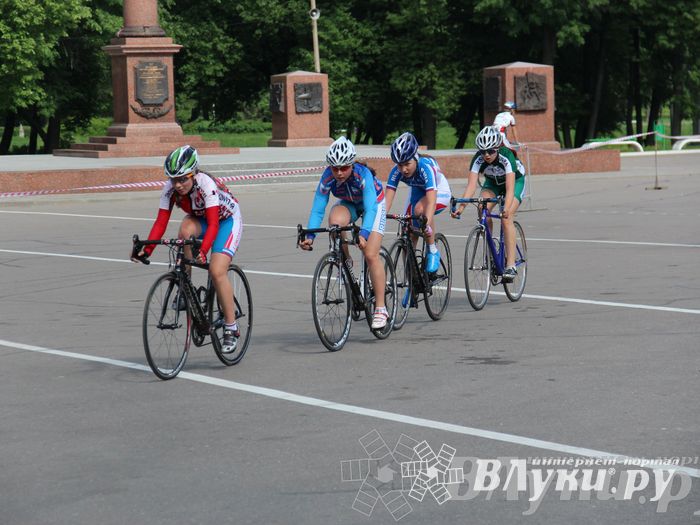 Гонка-критериум по велосипедному спорту