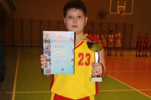 Великолукские баскетболисты стали победителями междугородних соревнований по баскетболу