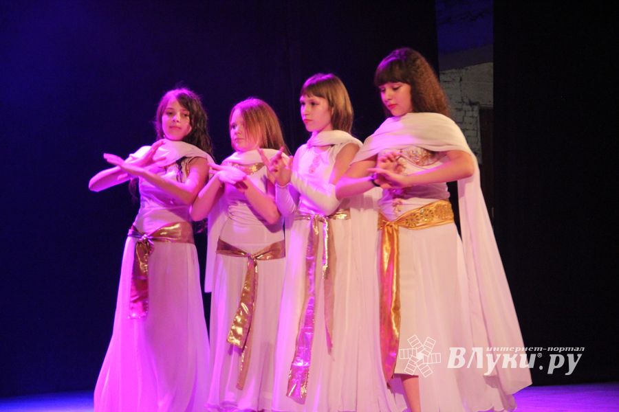 В Великих Луках отметили День матери (фото)