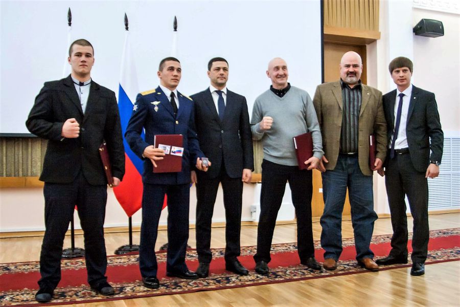 В Пскове на «Балу чемпионов» наградили лучших спортсменов-единоборцев из Великих Лук (ФОТО)