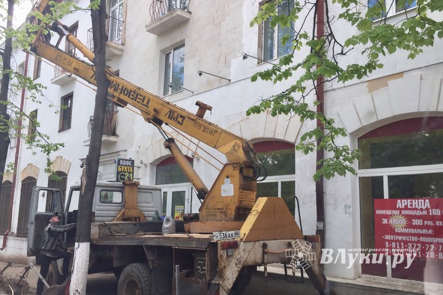 39 домов отремонтируют в ближайшее время в Великих Луках (ФОТО)