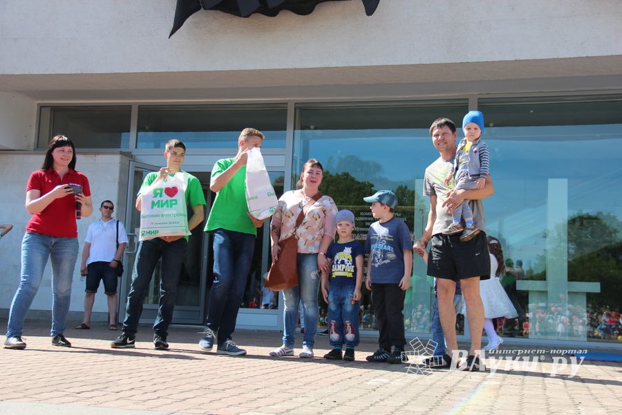 День защиты детей отметили в Великих Луках (ФОТО)