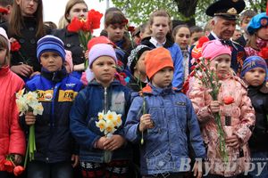 В Великих Луках почтили память погибших в Великой Отечественной войне