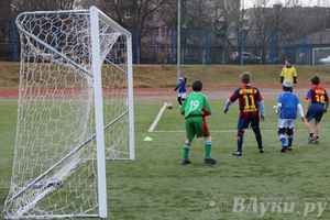 В Великих Луках прошел международный детский турнир по футболу «Наши надежды»