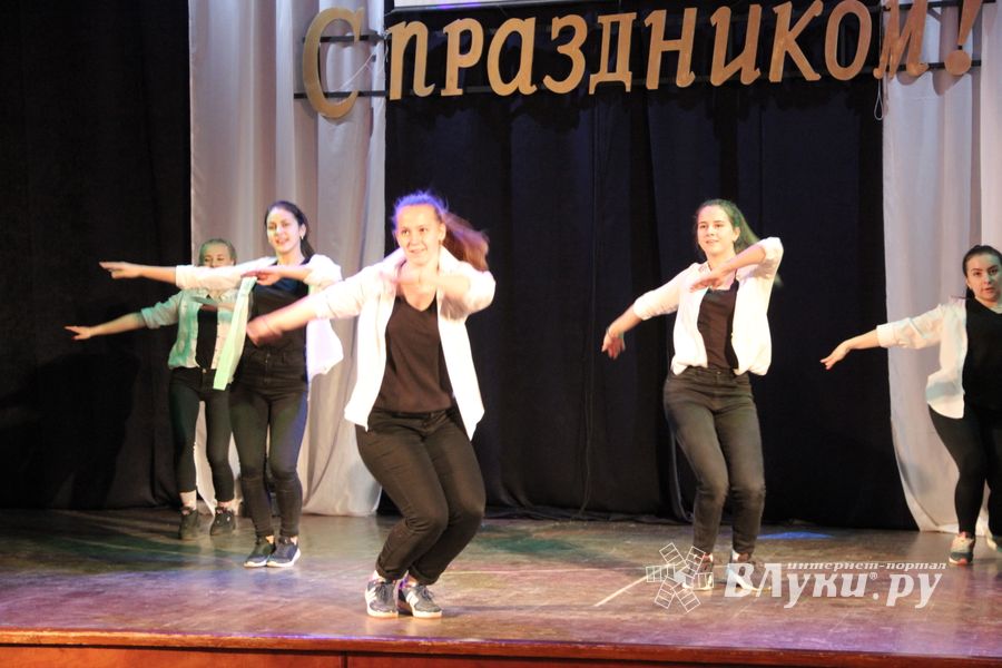 В Великих Луках прошёл «Студбаттл» (ФОТО)