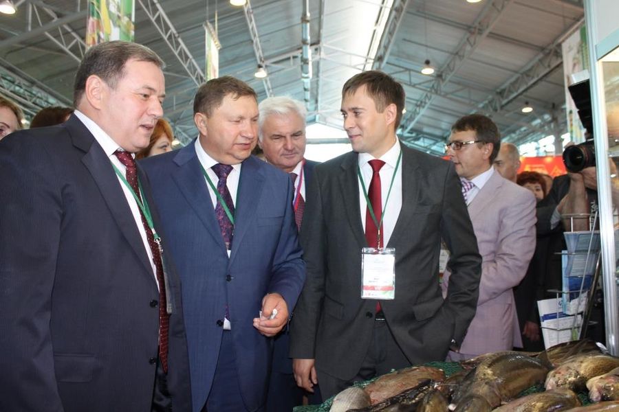 В Санкт-Петербурге открылась международная агропромышленная выставка-ярмарка «Агрорусь – 2015» (фото)