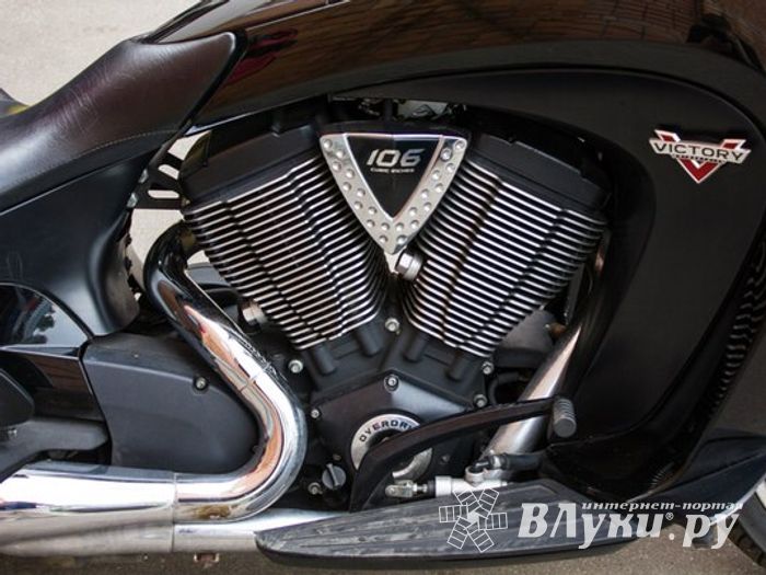 Иностранные туристы на электромобилях в Великих Луках (ФОТО)