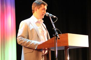 Великолуких выпускников наградили (ФОТО)