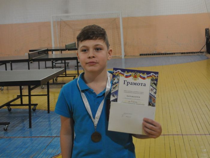 Великолучане привезли награды с турнира по натольному теннису (ФОТО)
