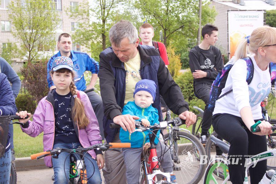 В Великих Луках прошёл Всероссийский велопарад (ФОТО)